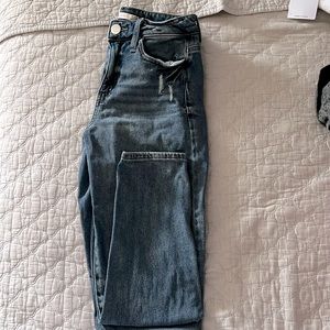 high rise mom jean
